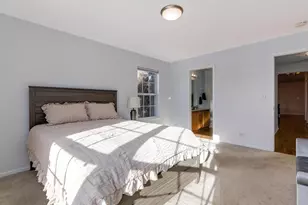 121 Commons Ct, Wheeling, IL 60090 - Photo 14