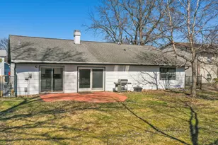 715 Surryse Rd, Lake Zurich, IL 60047 - Photo 22