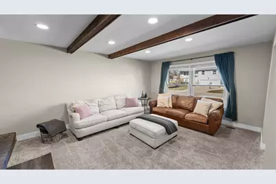 715 Surryse Road, Lake Zurich, IL 60047 - Photo 6