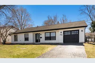 715 Surryse Road, Lake Zurich, IL 60047 - Photo 2