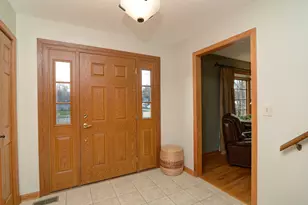 213 Arapahoe Trail, Carol Stream, IL 60188 - Photo 4