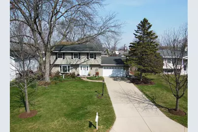 213 Arapahoe Trail, Carol Stream, IL 60188 - Photo 1
