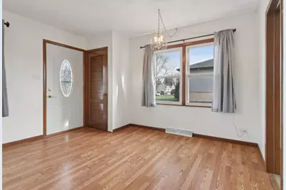 7416 S Thomas Avenue, Bridgeview, IL 60455 - Photo 10