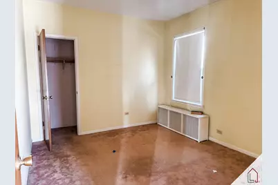 8640 S Bennett Avenue, Chicago, IL 60617 - Photo 8