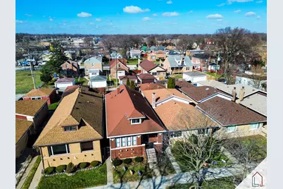 8640 S Bennett Avenue, Chicago, IL 60617 - Photo 14