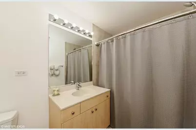 [Address not provided], Chicago, IL 60607 - Photo 8