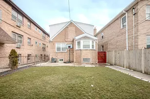2912 N 74th Ave, Elmwood Park, IL 60707 - Photo 34