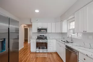 2912 N 74th Ave, Elmwood Park, IL 60707 - Photo 14