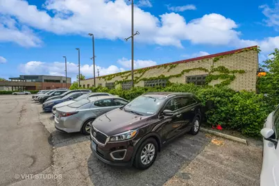 6712 N Crawford Avenue, Lincolnwood, IL 60712 - Photo 2