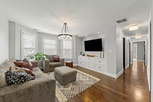 5009 W Catalpa Ave, Chicago, IL 60630 - Photo 12