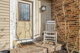 1086 Cascade Dr, Aurora, IL 60506 - Photo 2