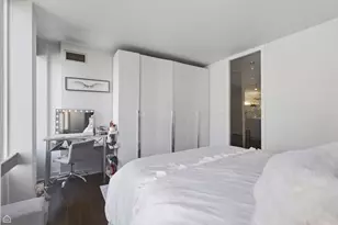 100 E Walton St, Chicago, IL 60611 - Photo 10