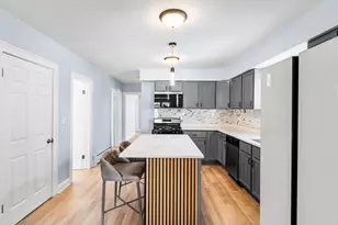 7424 W 57th Pl, Summit, IL 60501 - Photo 6