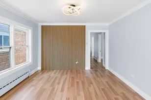 7424 W 57th Pl, Summit, IL 60501 - Photo 2