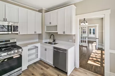 16816 S Park Avenue, South Holland, IL 60473 - Photo 6