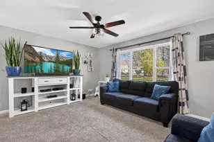 35737 N Hunt Ave, Ingleside, IL 60041 - Photo 6