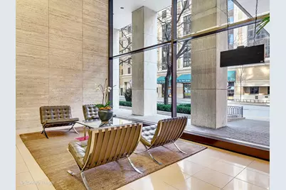 260 E Chestnut Street #2507, Chicago, IL 60611 - Photo 18
