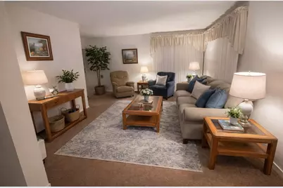 4 Ingleshire Road, Montgomery, IL 60538 - Photo 2