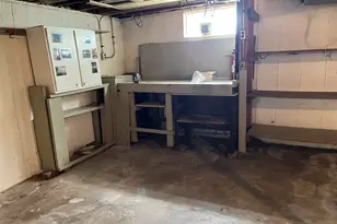 2043 Crosat St, Lasalle, IL 61301 - Photo 16