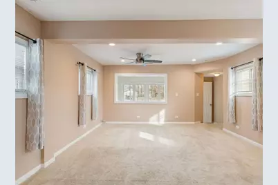 [Address not provided], Evanston, IL 60201 - Photo 20