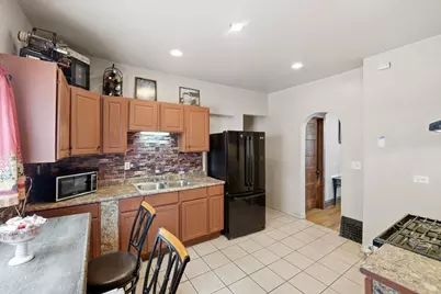 2308 N Kildare Avenue, Chicago, IL 60639 - Photo 8