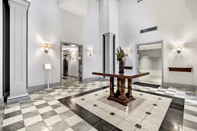 70 W Huron Street #1907, Chicago, IL 60654 - Photo 4