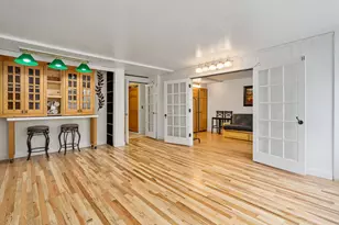 233 E Erie St, Chicago, IL 60611 - Photo 2