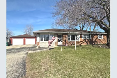 141 Pfitzer Drive, Bradley, IL 60915 - Photo 1