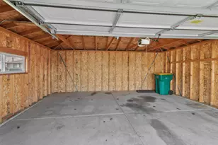 2302 Madonna Ave, Joliet, IL 60436 - Photo 16