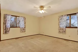 40335 N Mill Creek Rd, Old Mill Creek, IL 60083 - Photo 22