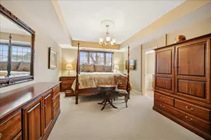 2710 Langley Cir, Glenview, IL 60025 - Photo 10