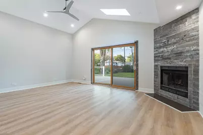2008 Kirchoff Road, Rolling Meadows, IL 60008 - Photo 6