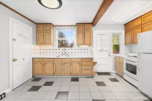 304 E Camp McDonald Rd, Prospect Heights, IL 60070 - Photo 10