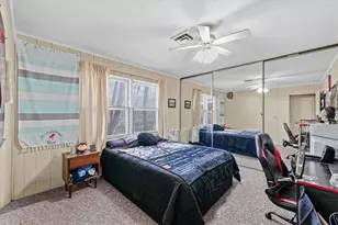 646 N Cove Ct, Decatur, IL 62521 - Photo 18