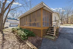 646 N Cove Ct, Decatur, IL 62521 - Photo 32