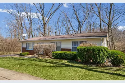 646 N Cove Court, Decatur, IL 62521 - Photo 4