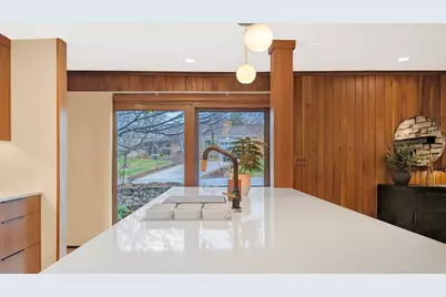 219 Parkview Drive, Bloomington, IL 61701 - Photo 12