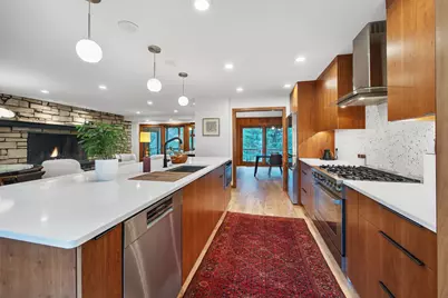 219 Parkview Drive, Bloomington, IL 61701 - Photo 2