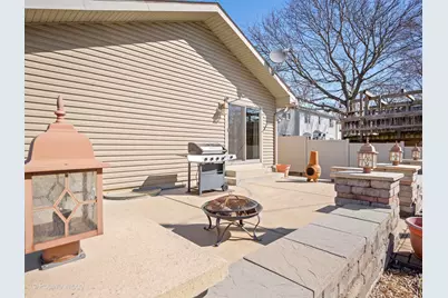 [Address not provided], Winfield, IL 60190 - Photo 22