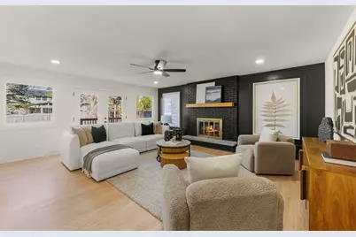 613 Zaininger Avenue, Naperville, IL 60563 - Photo 14