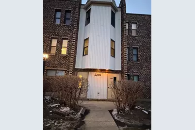 2216 Country Club Drive #25, Woodridge, IL 60517 - Photo 2