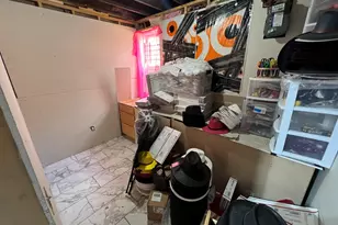 2050 W 52nd St, Chicago, IL 60609 - Photo 18