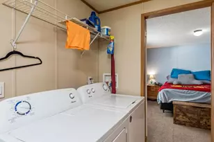 38569 N Sheridan Rd, Beach Park, IL 60099 - Photo 16