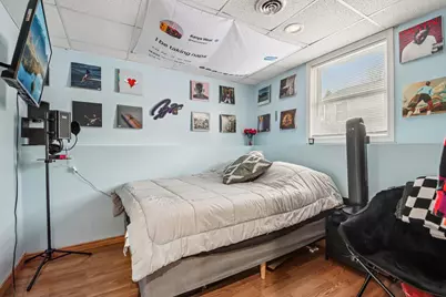 410 W Riverside Drive, Lakemoor, IL 60051 - Photo 14