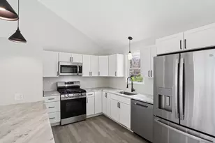 3520 William St, Steger, IL 60475 - Photo 4