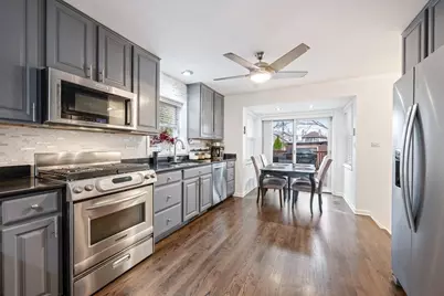 5877 N Central Avenue, Chicago, IL 60646 - Photo 10