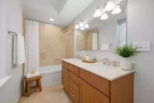 5884 N Ridge Ave, Chicago, IL 60660 - Photo 14