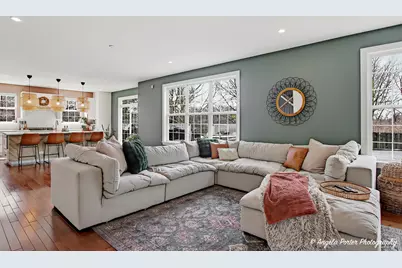 2275 Walnut Glen Boulevard, Island Lake, IL 60042 - Photo 14