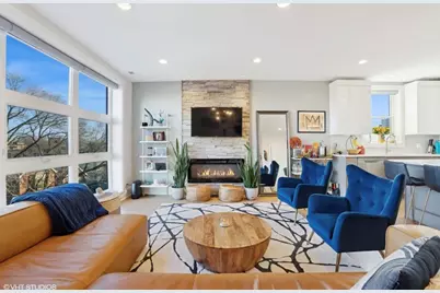 1209 E 46th Street #4E, Chicago, IL 60653 - Photo 4