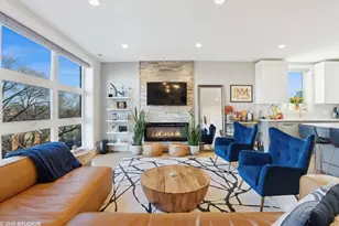 1209 E 46th St, Chicago, IL 60653 - Photo 4